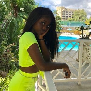 Two piece set, very comfortable